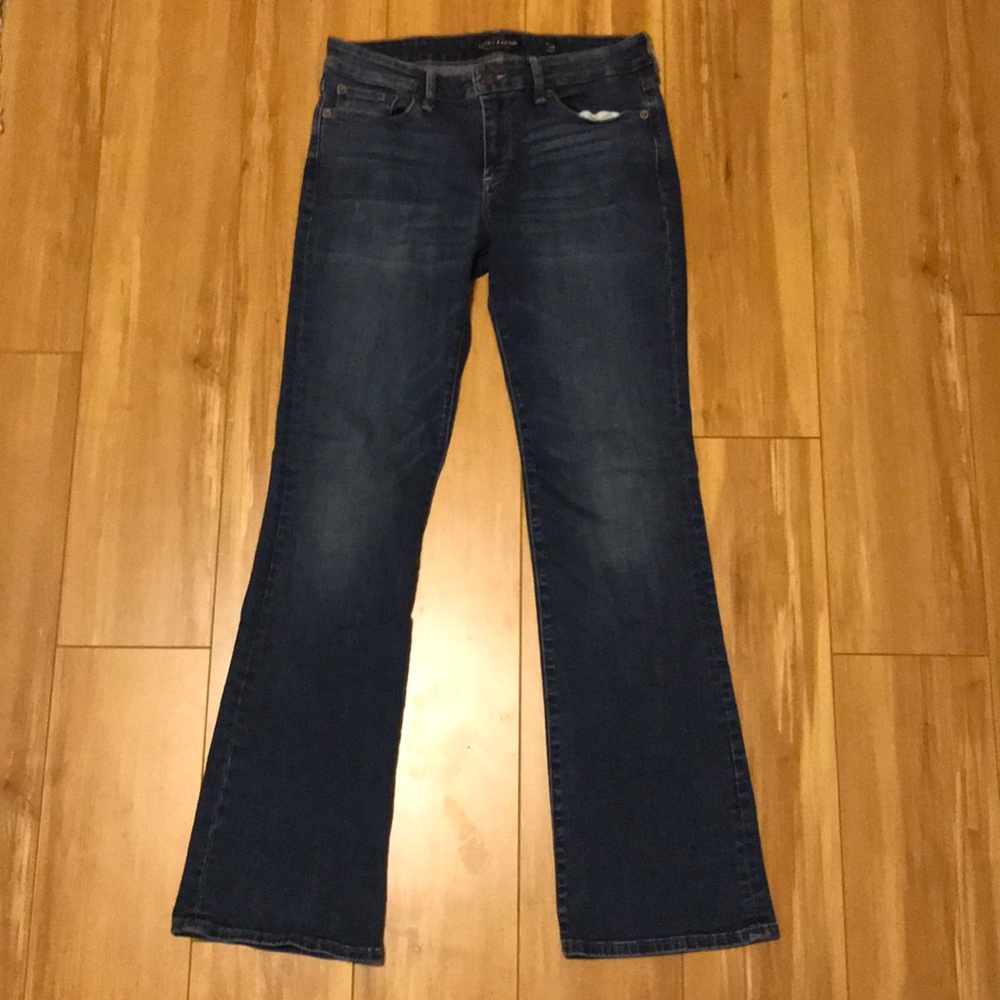 Women’s lucky brand jeans